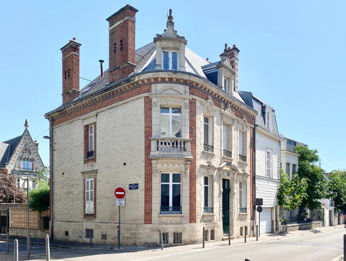 La Maison De Reina Troyes Exterior photo